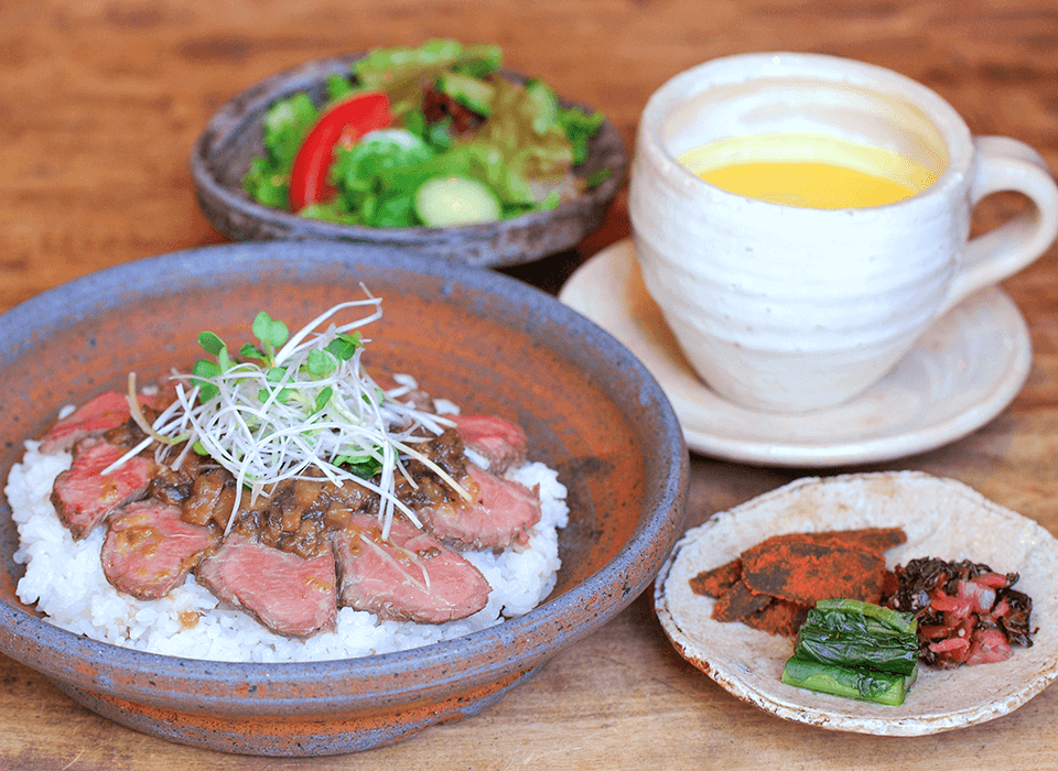 ステーキ(素敵)丼
